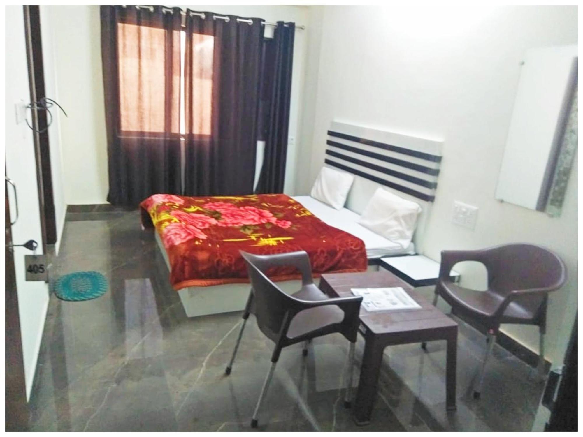 A Premium Hotel Sheeva Inn Near Temple - Fully Air Conditioning - Best Hotel Kankhal Esterno foto
