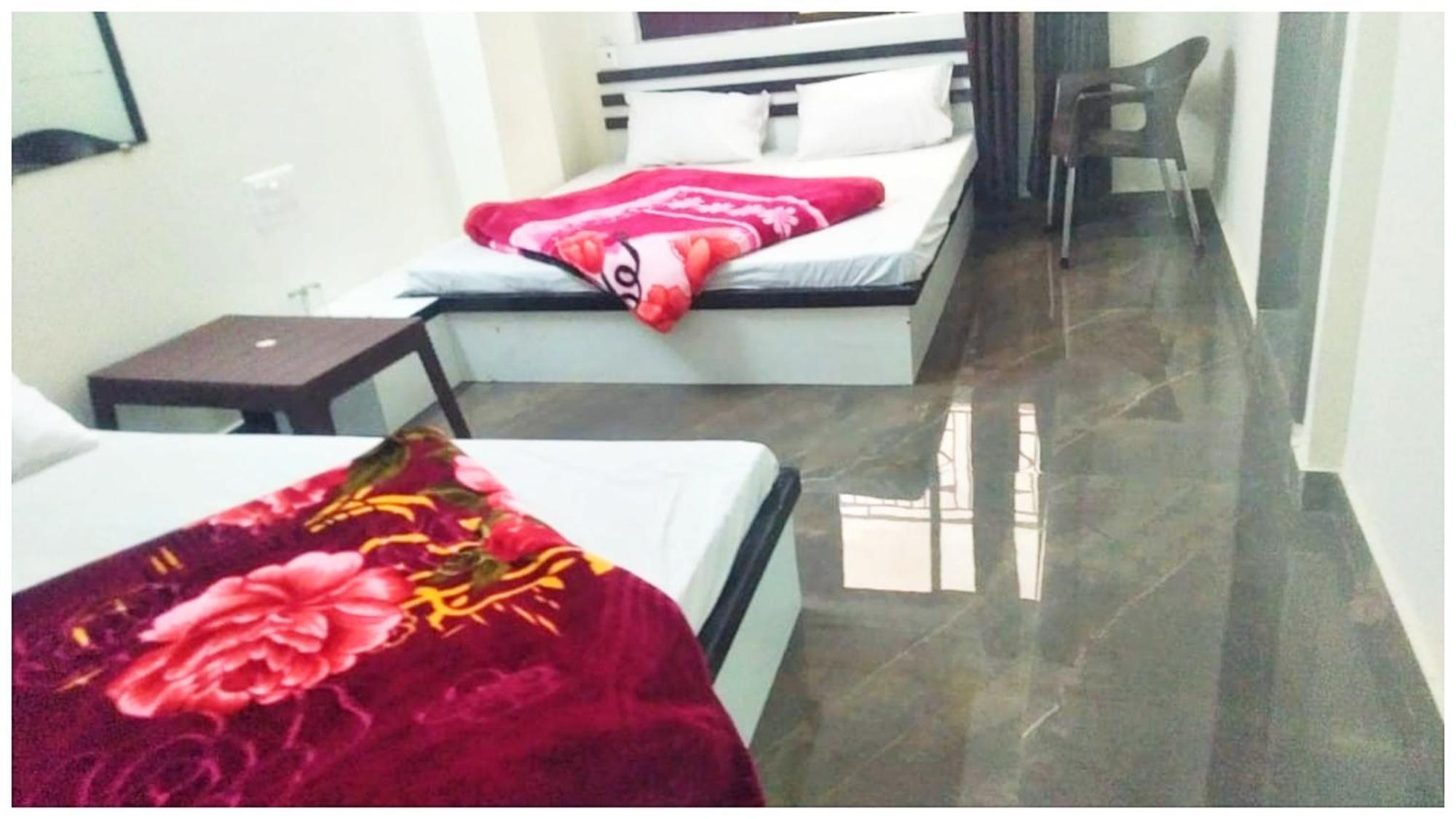 A Premium Hotel Sheeva Inn Near Temple - Fully Air Conditioning - Best Hotel Kankhal Esterno foto