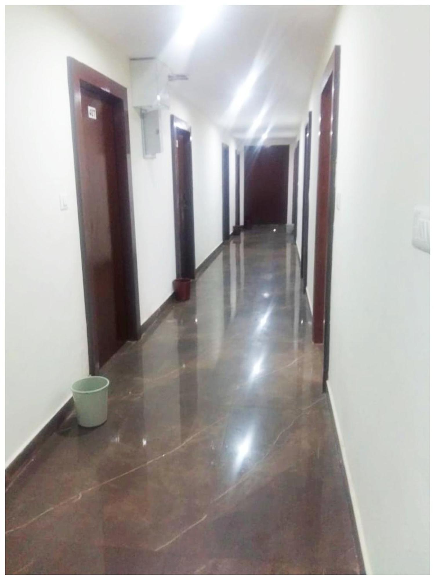 A Premium Hotel Sheeva Inn Near Temple - Fully Air Conditioning - Best Hotel Kankhal Esterno foto