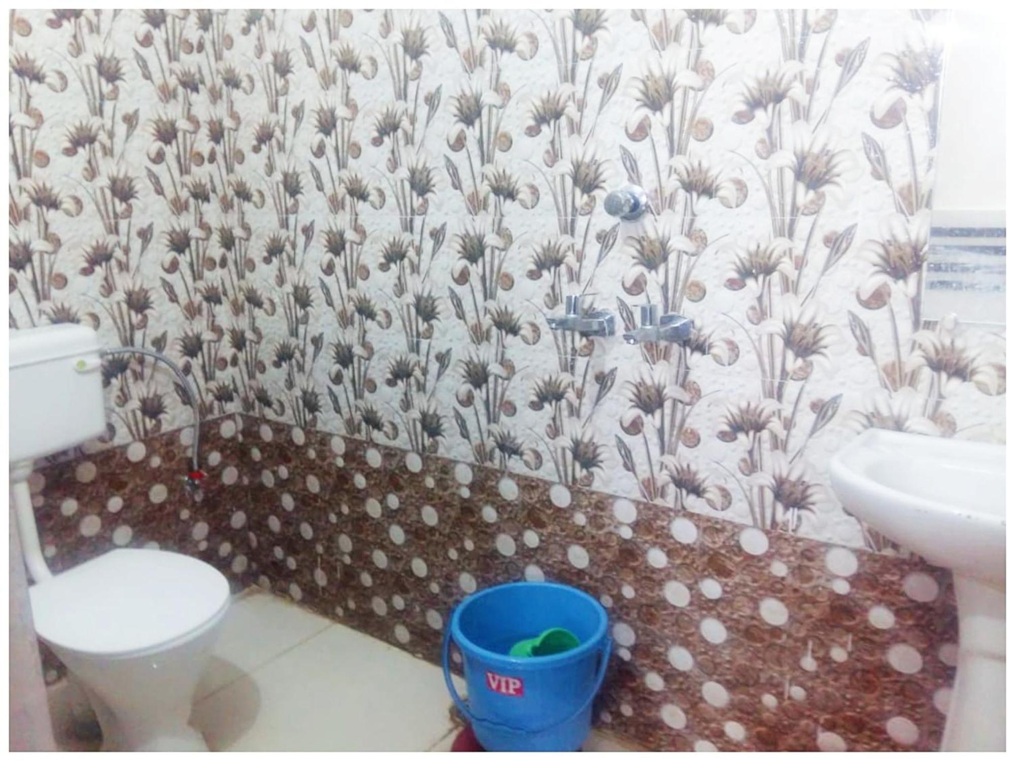 A Premium Hotel Sheeva Inn Near Temple - Fully Air Conditioning - Best Hotel Kankhal Esterno foto